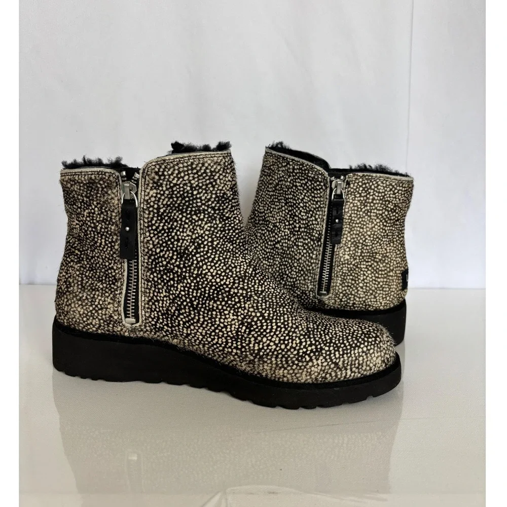UGG Womens Shala‎ Boots Size 9 Exotic Cream Black Calf Hair Zip Bootie Platform